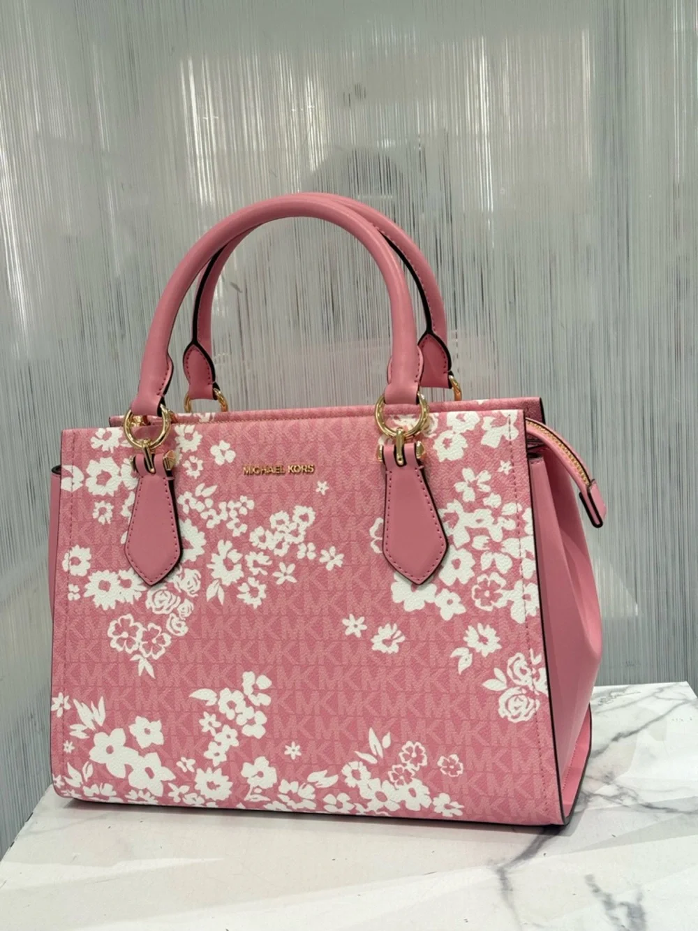 NWT MICHAEL KORS Marilyn Medium Printed Signature Logo Satchel and wristlet set - Picture 8 of 11
